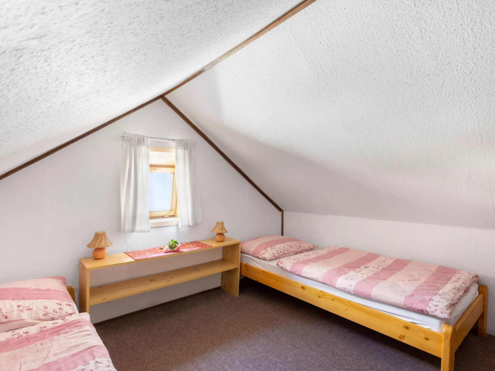 Lhotka nad Bečvou-Inside