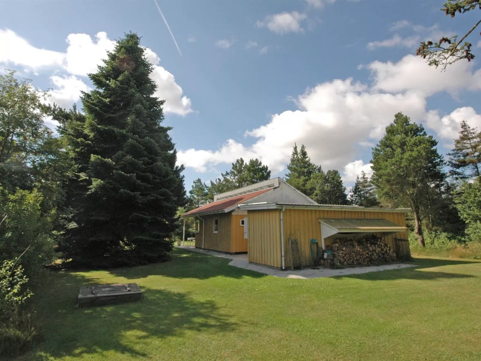"Rustam" - 600m from the sea-Outside