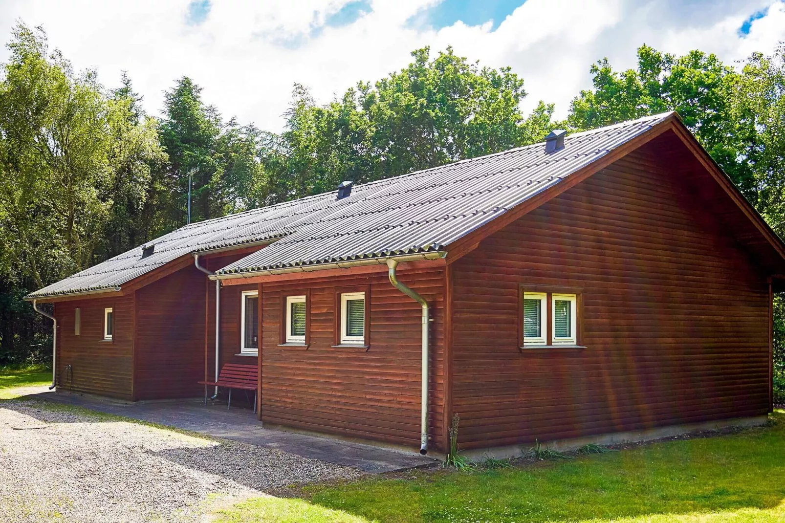 6 person holiday home in Thyholm
