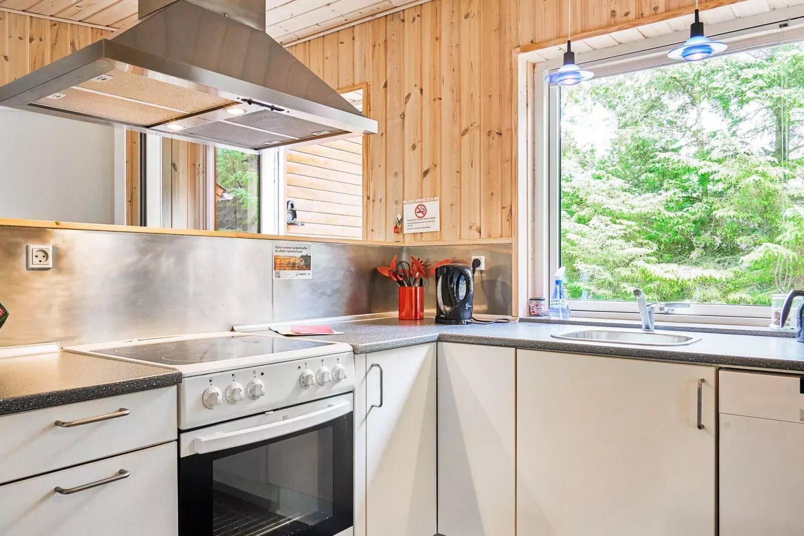 6 person holiday home in Thyholm-Indoor