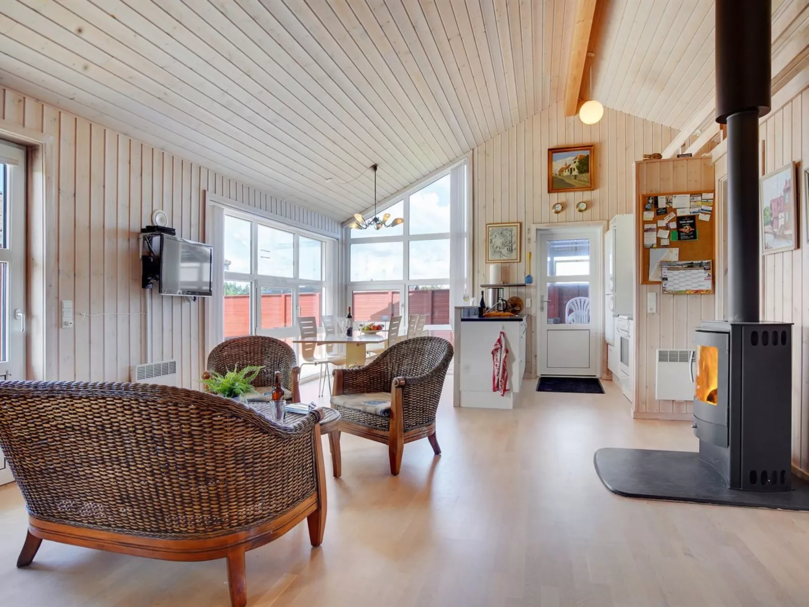 "Karlsson" - 500m from the sea-Inside