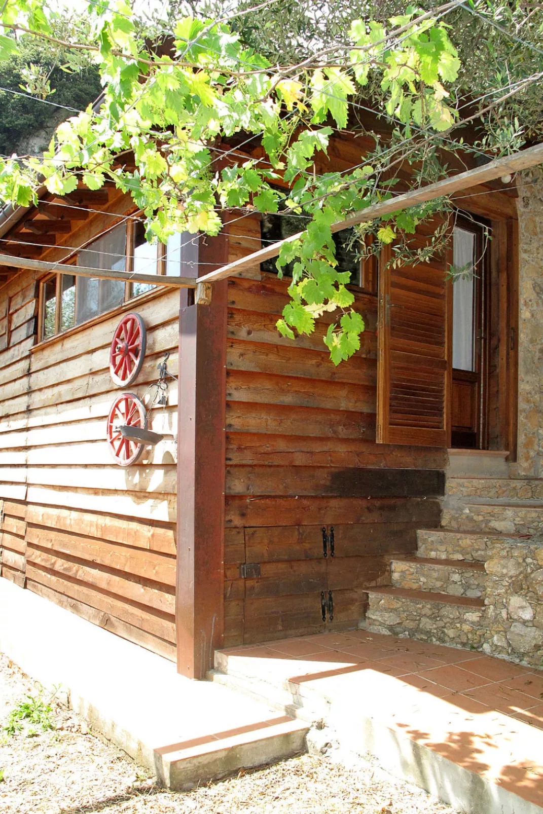 La Grotta-Outside