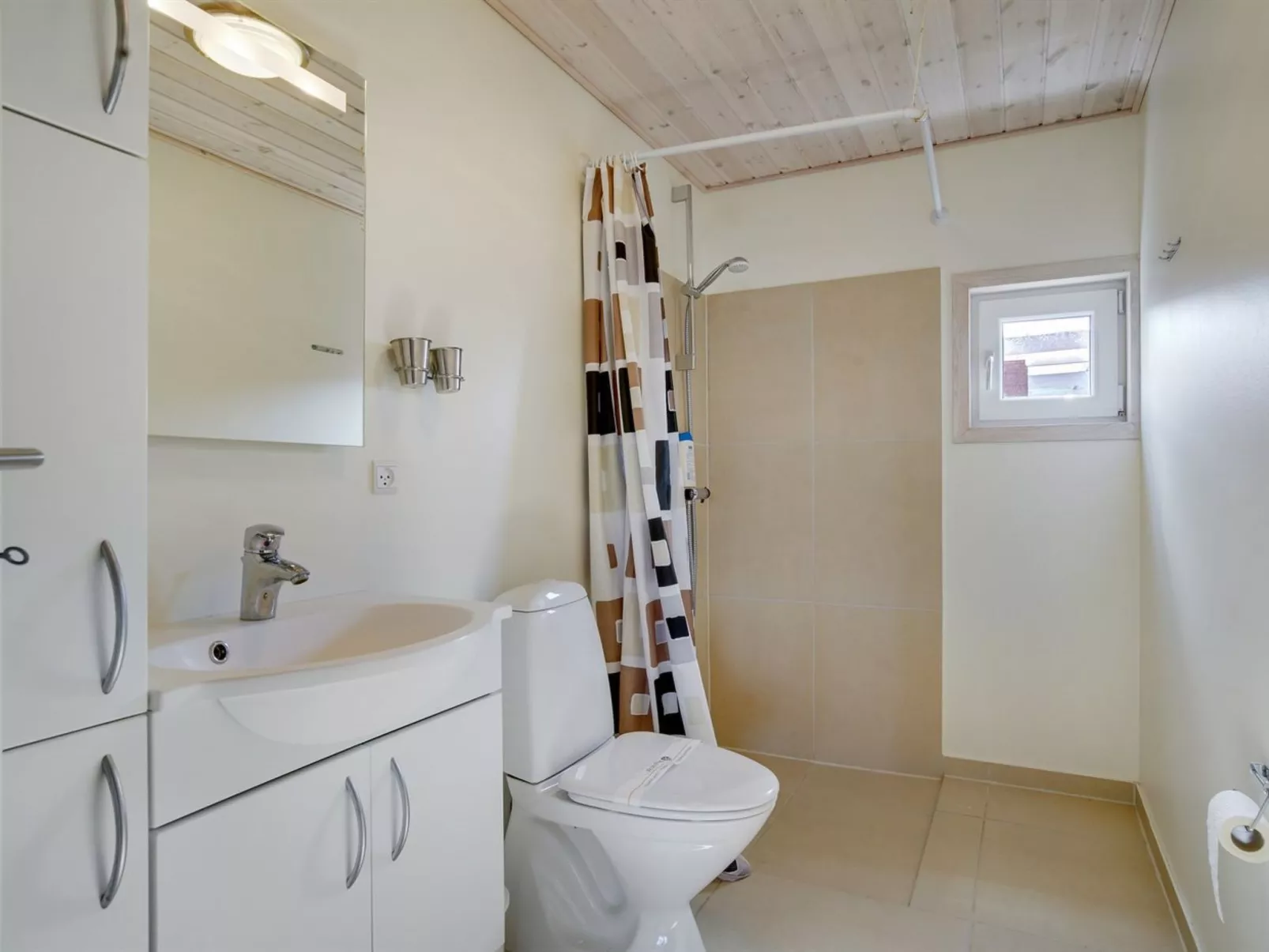 "Karlsson" - 500m from the sea-Inside