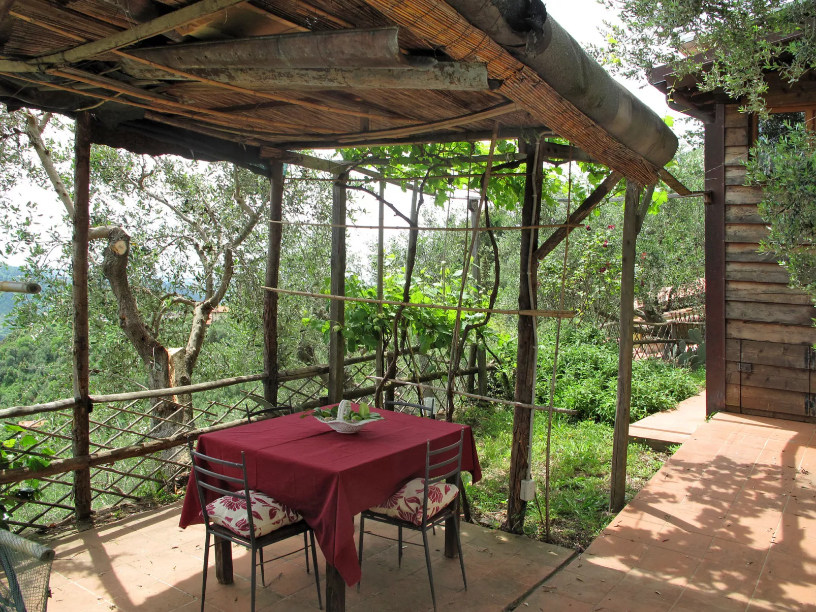 La Grotta-Outside