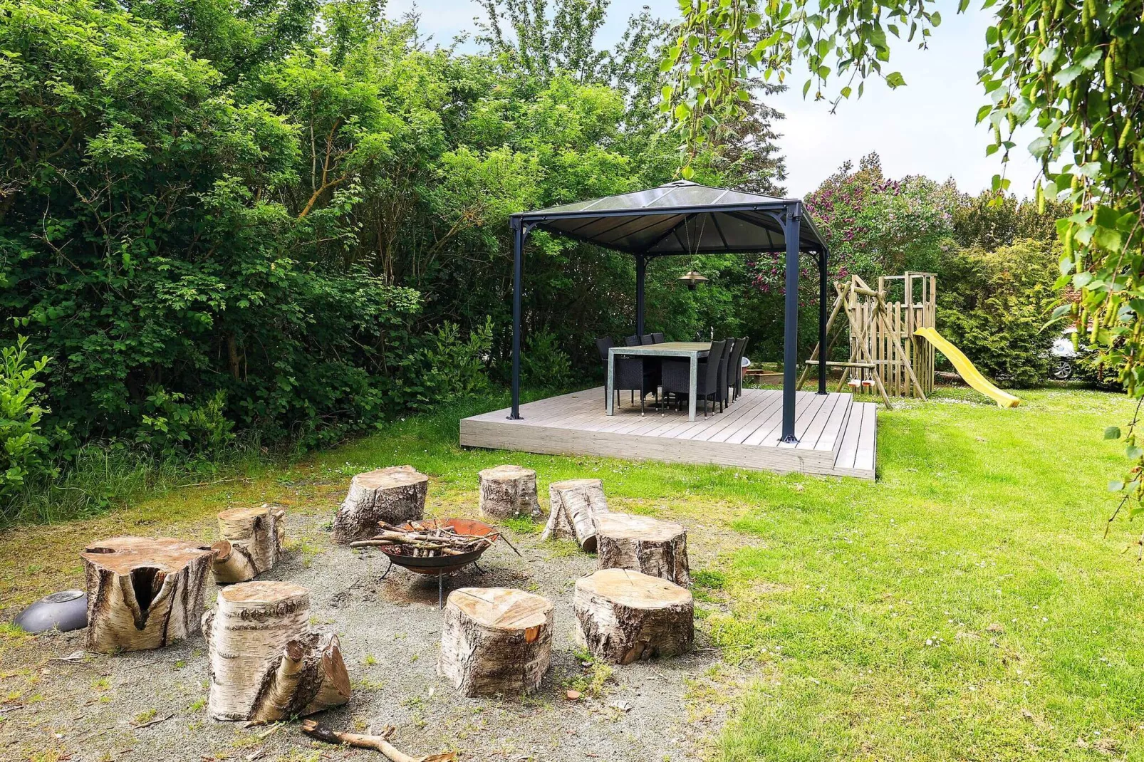 10 person holiday home in Humble-View