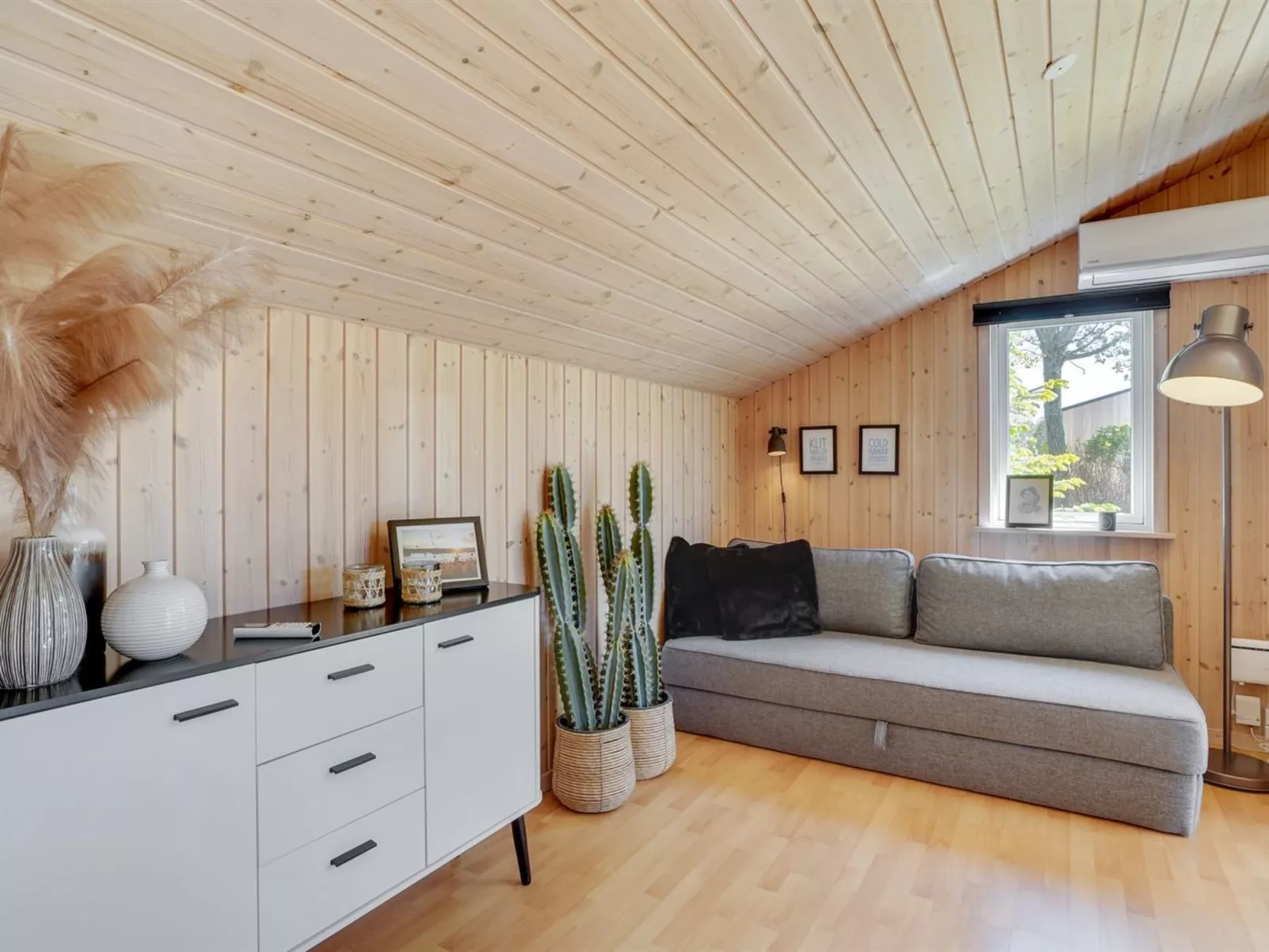 "Ansfried" - 900m from the sea-Inside