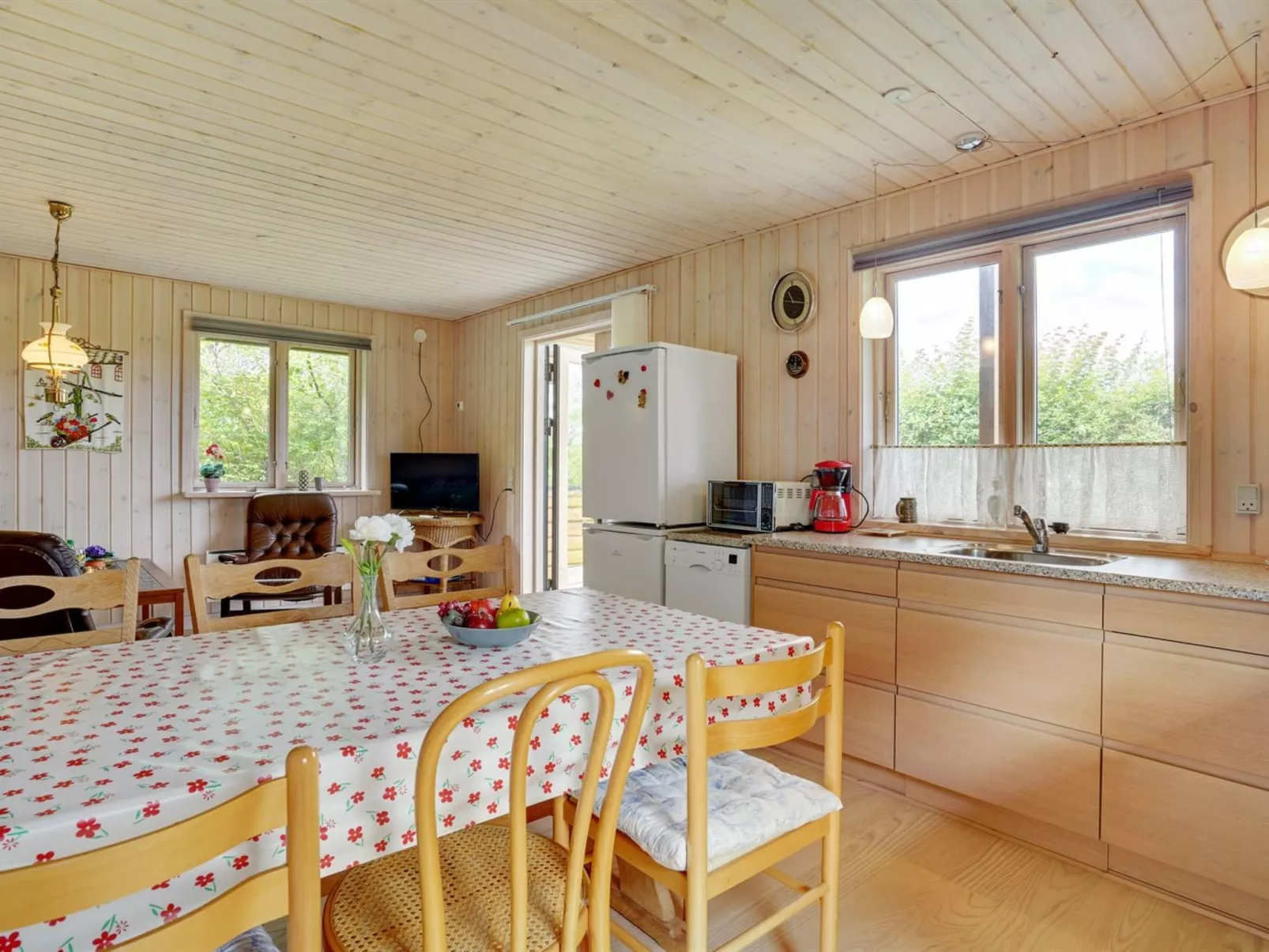 "Rəzvan" - 120m from the sea-Inside
