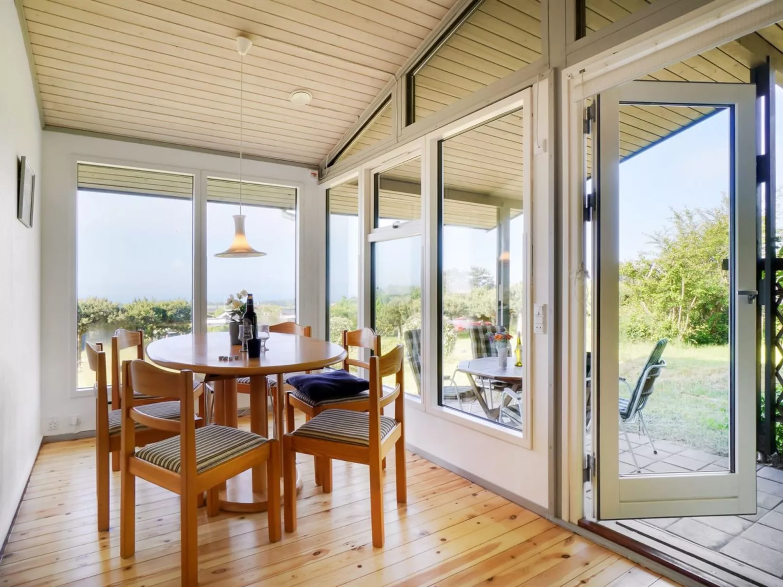 "Miona" - 725m from the sea-Drinnen