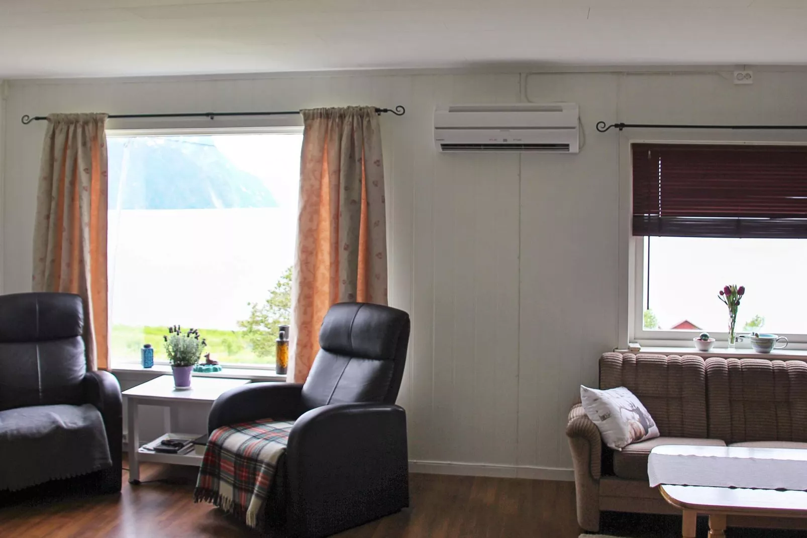 9 person holiday home in Lyngseidet-Indoor