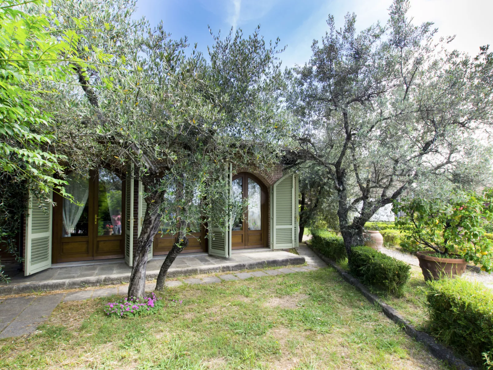 Borgo della Limonaia-Draußen