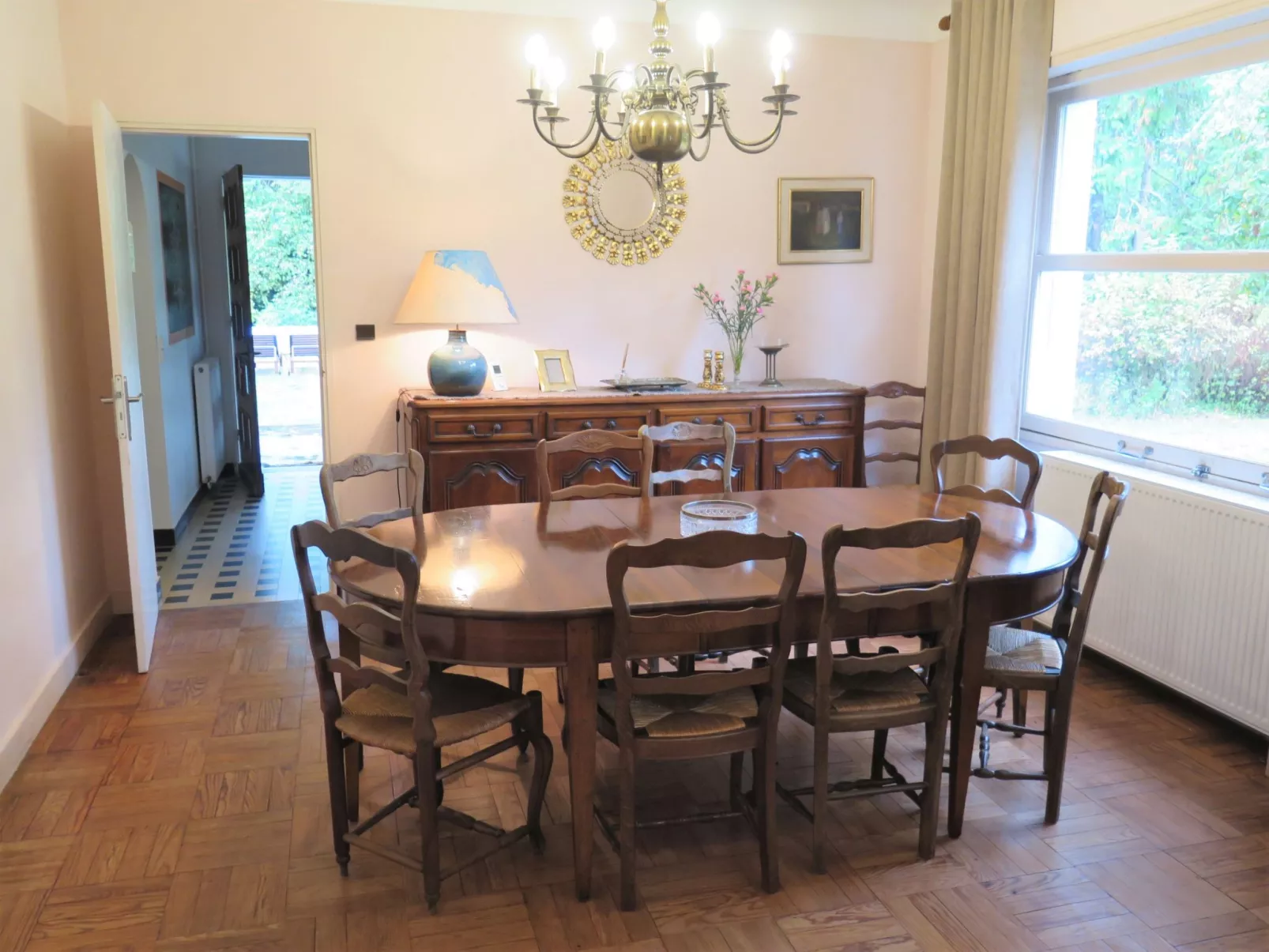 Le Belon-Inside