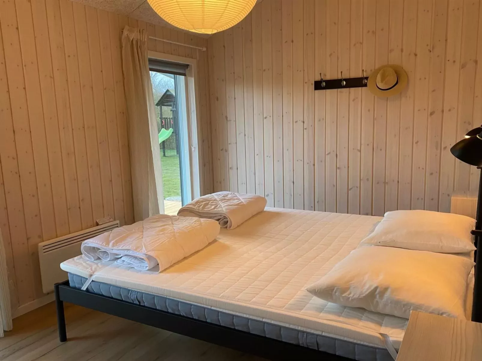 "Hasten" - 600m from the sea-Inside