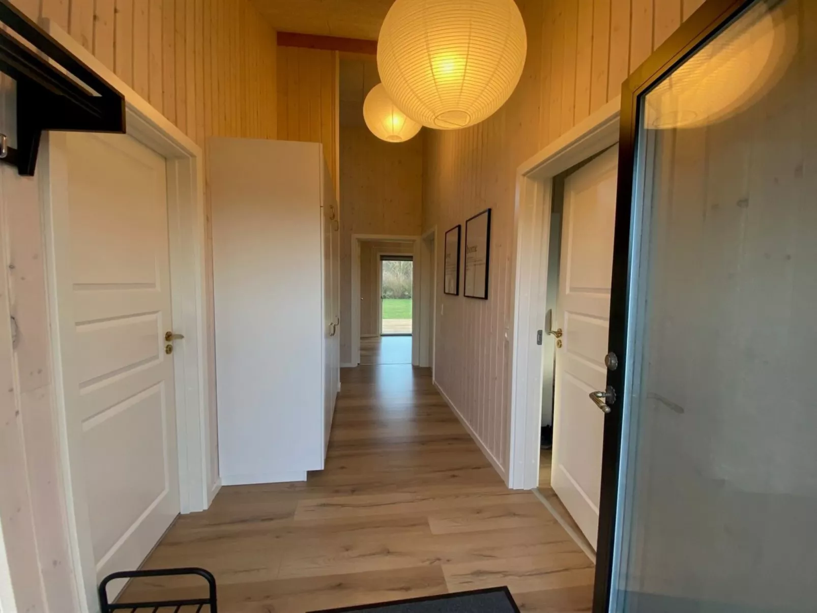 "Hasten" - 600m from the sea-Inside