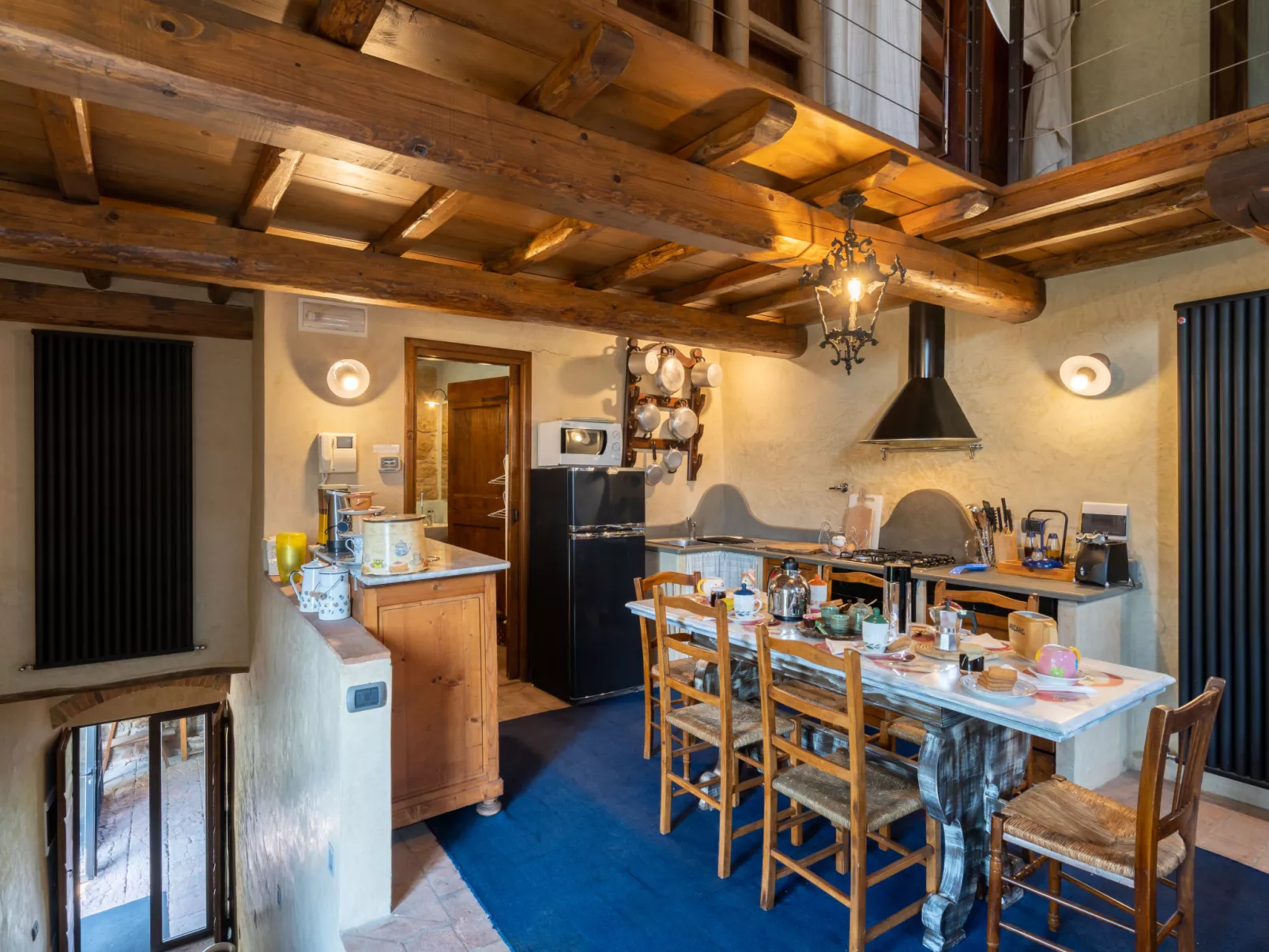 Le Buche-Inside