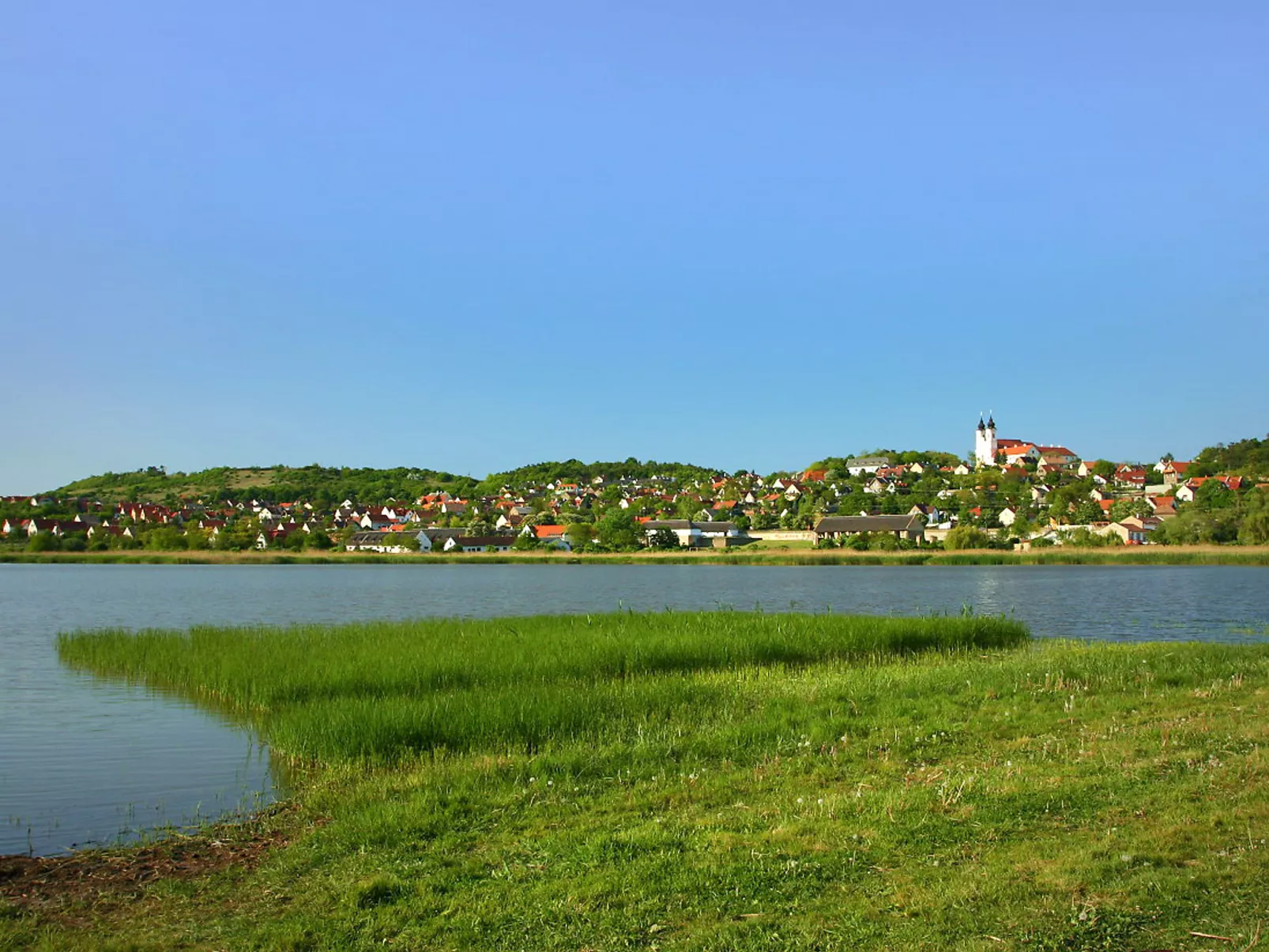 Lago-Dehors