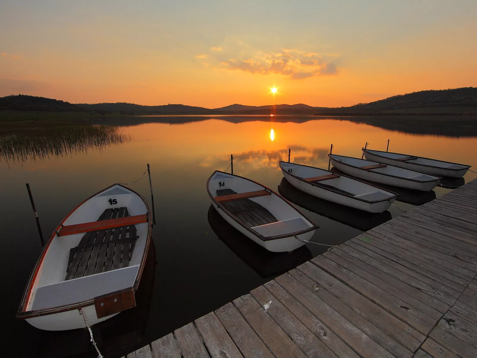 Lago-Dehors