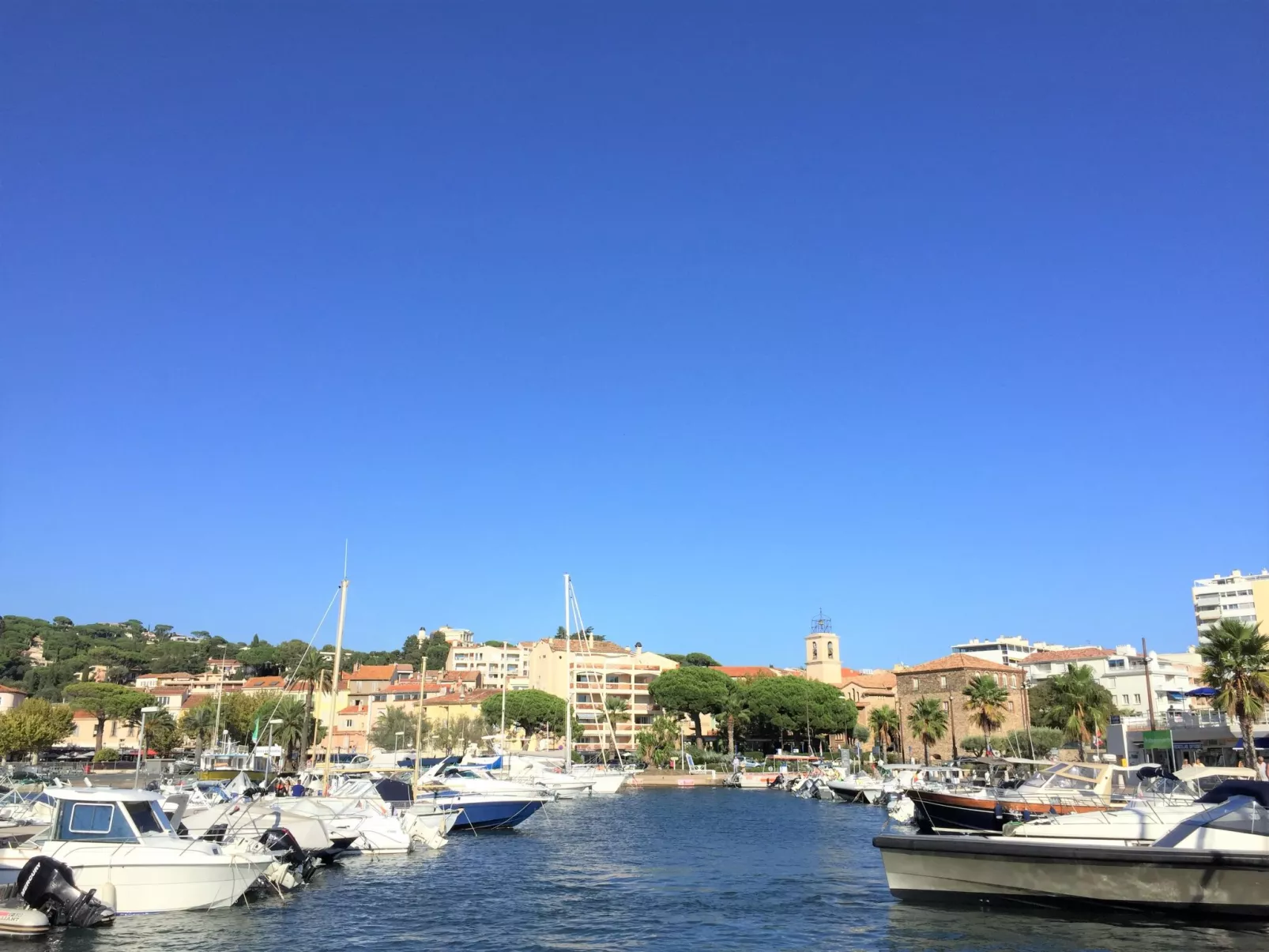 Le Panoramic-Outside
