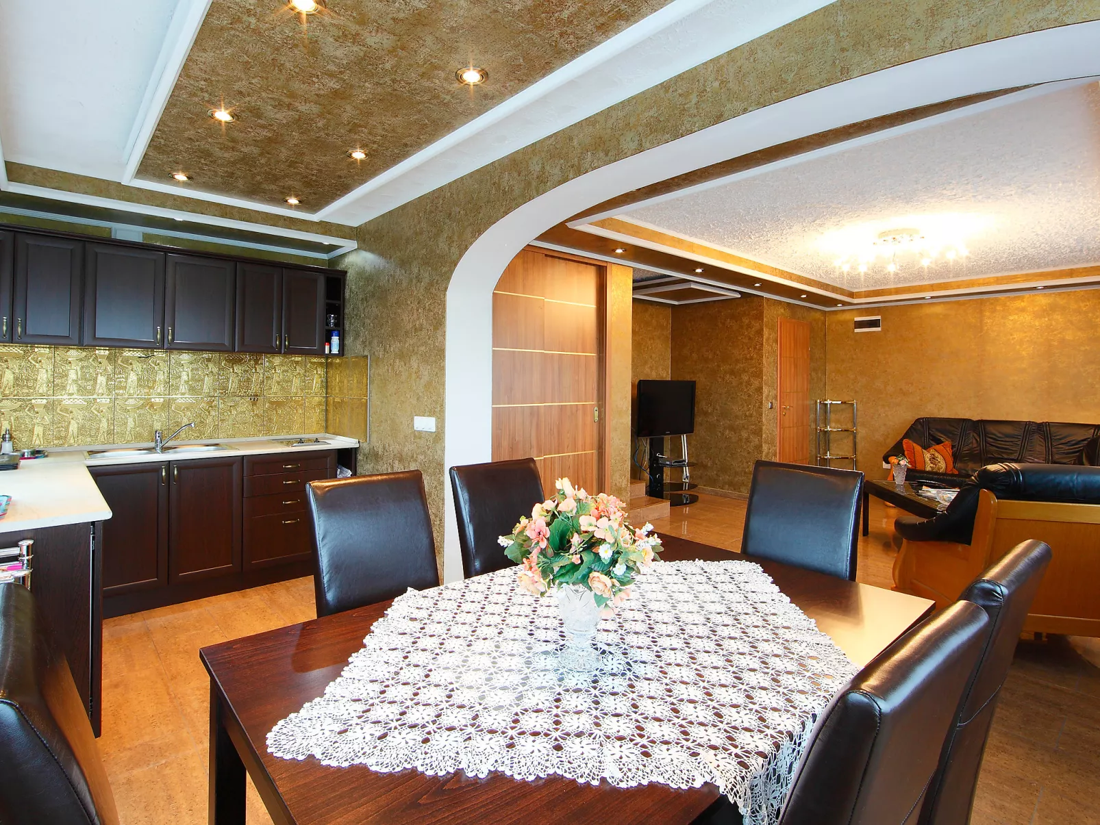Villa Rosso-Inside