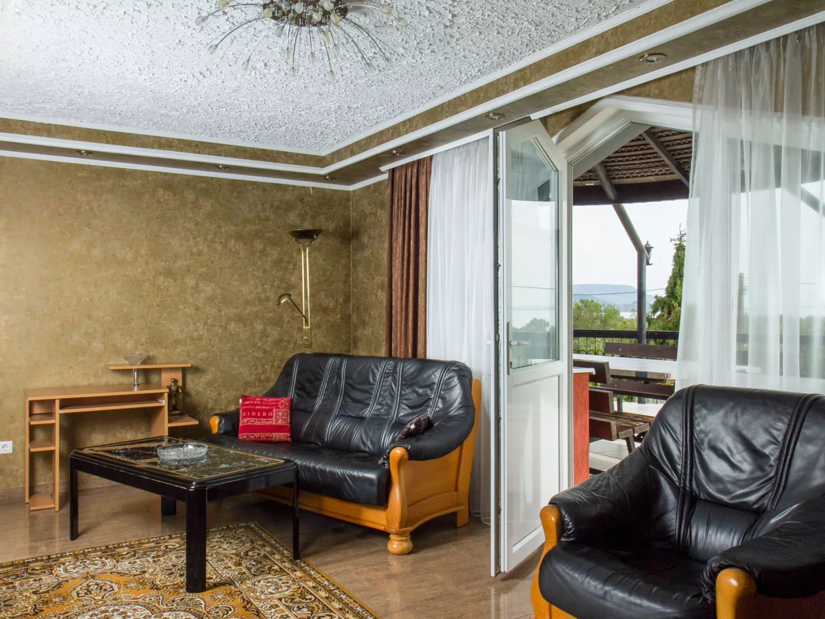 Villa Rosso-Inside