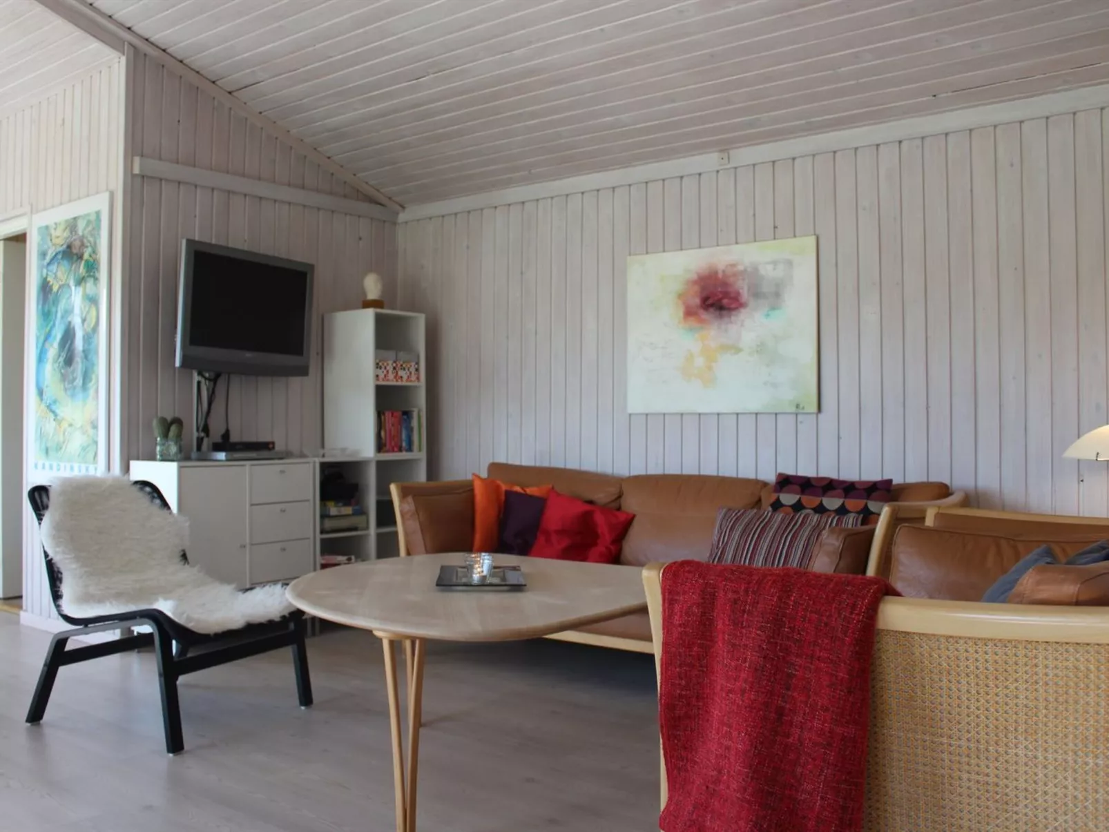 "Elly" - 1km from the sea-Inside