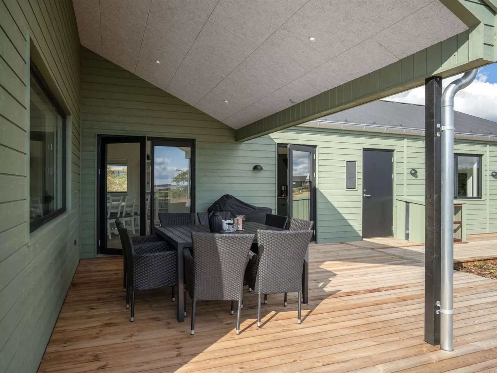 "Alpo" - 450m from the sea-Drinnen