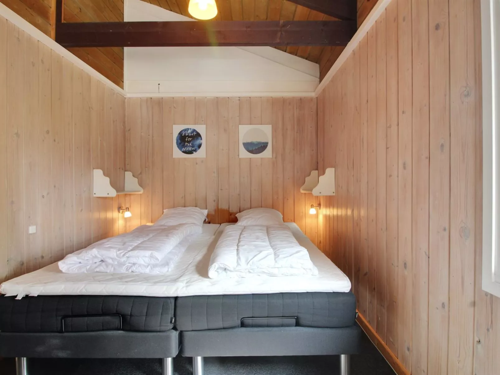 "Eyer" - 800m from the sea-Inside