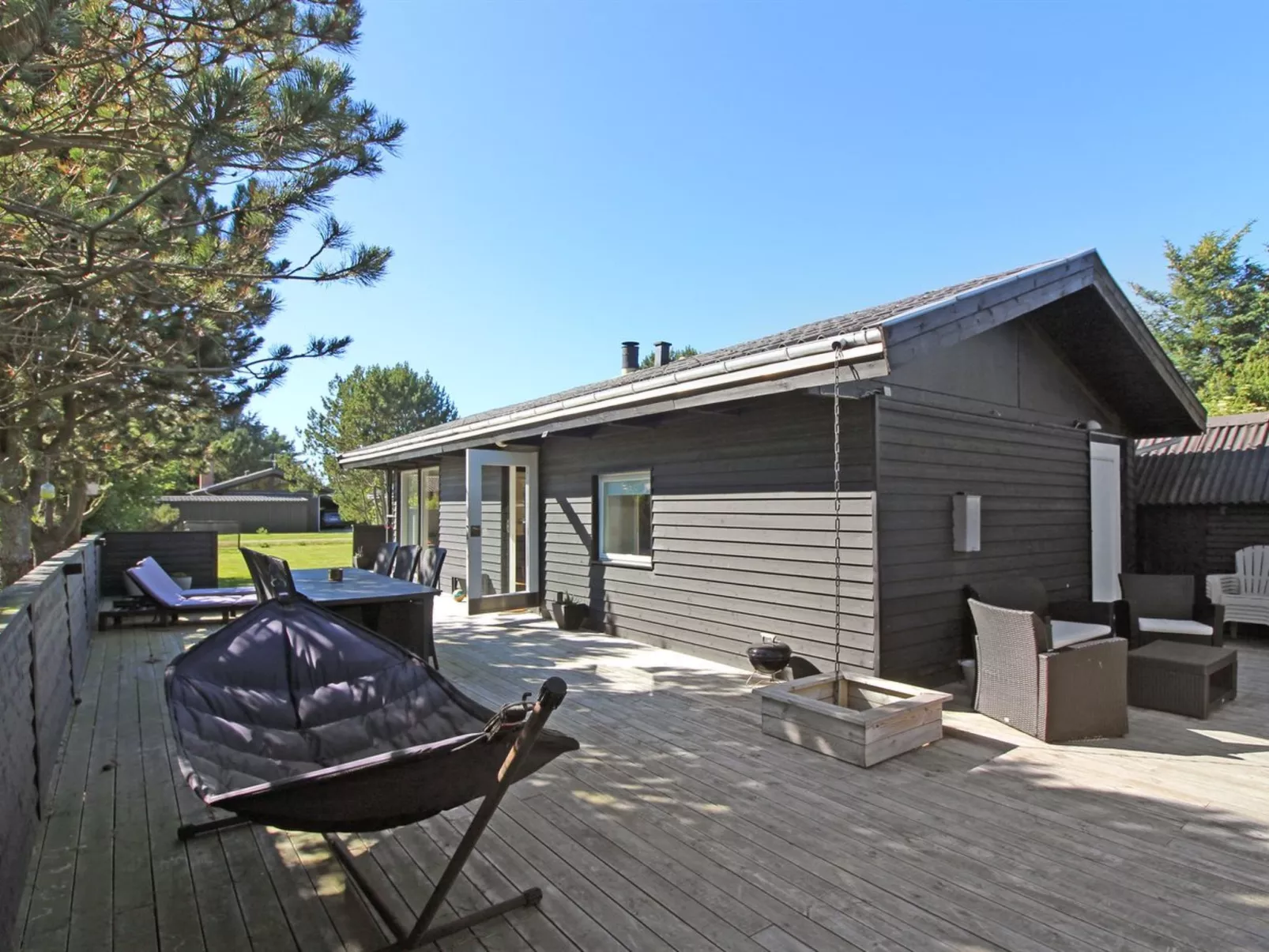 "Eyer" - 800m from the sea-Outside