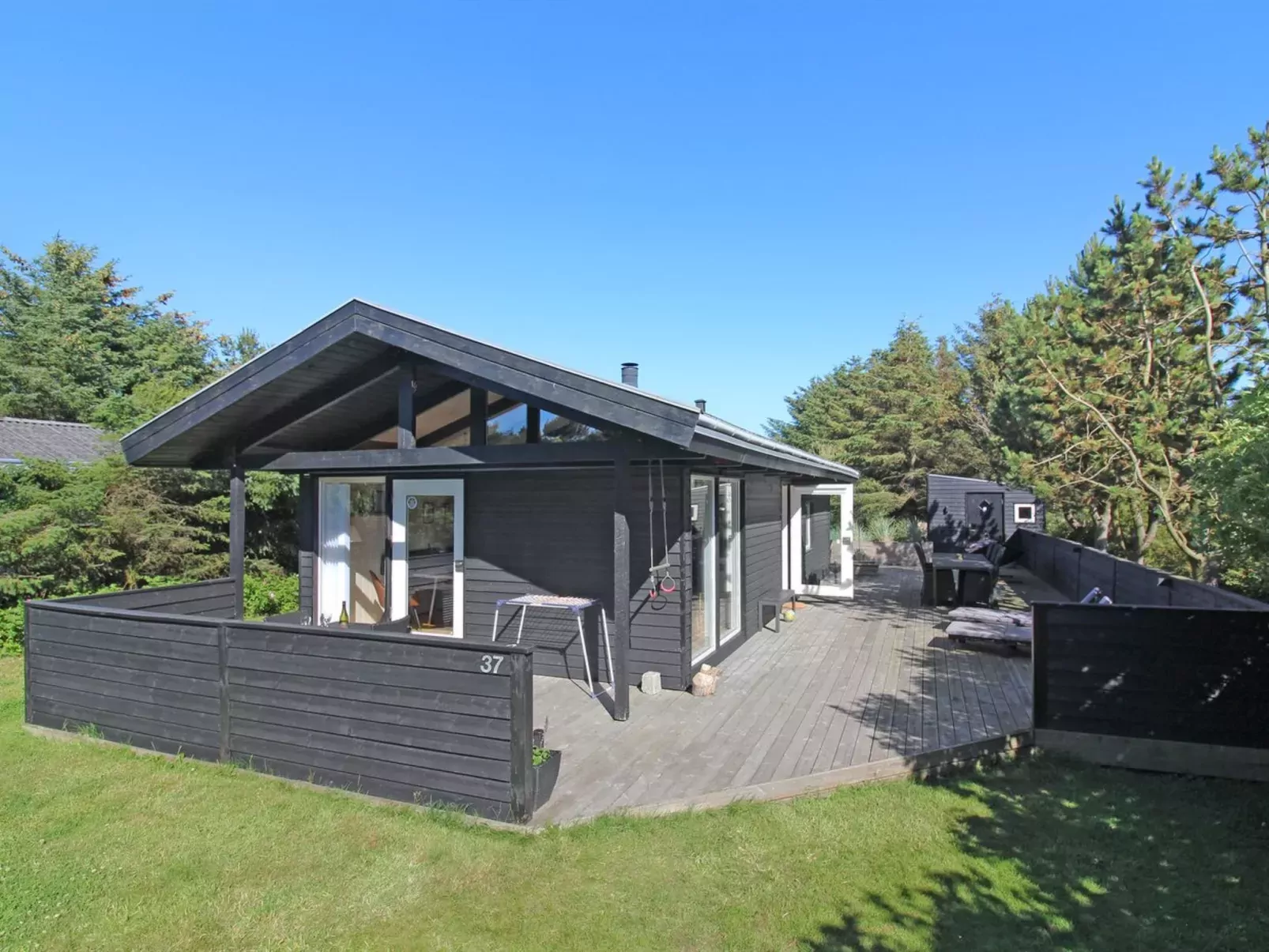 "Eyer" - 800m from the sea-Outside