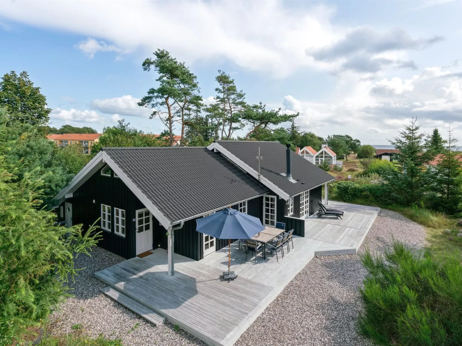 "Elevira" - 200m from the sea-Outside