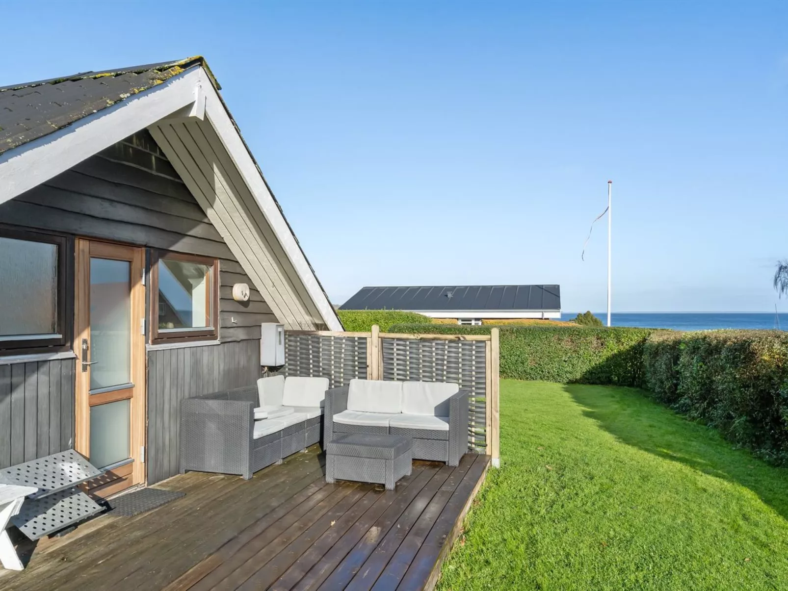 "Christa" - 200m from the sea-Outside