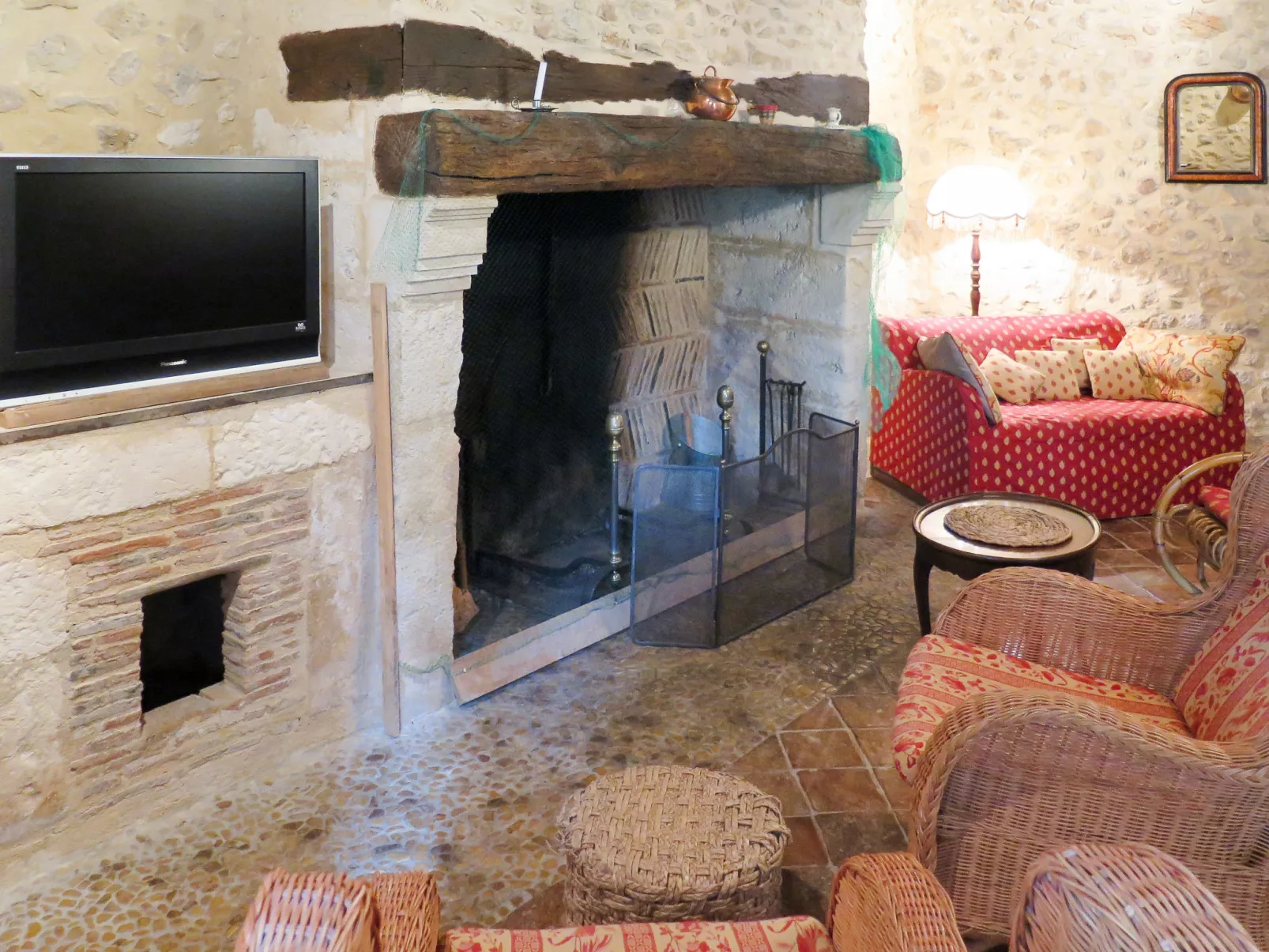 La Borie-Inside