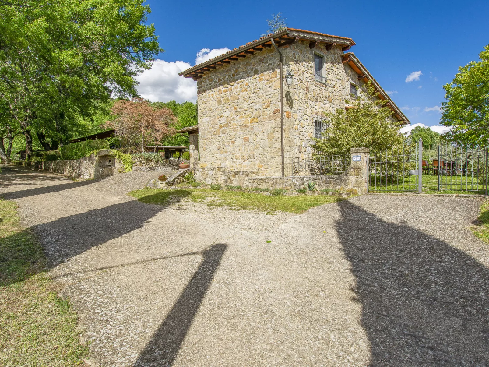 Il Casellino-Outside