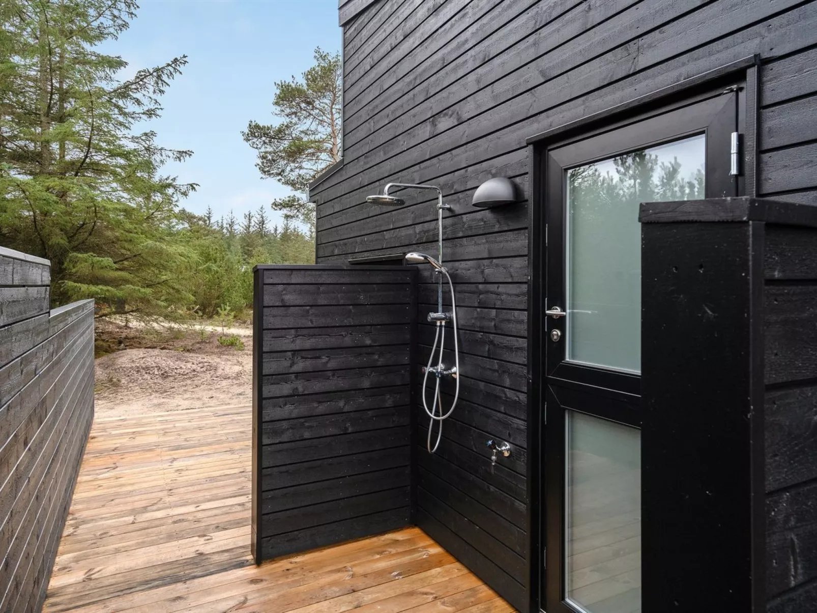 "Gunnor" - 1.3km from the sea-Outside
