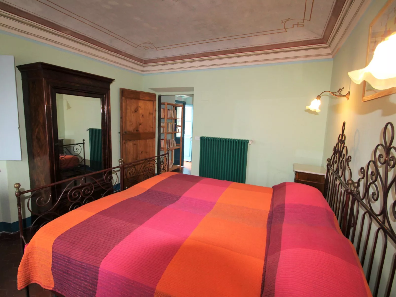 Casa del Poggio-Inside