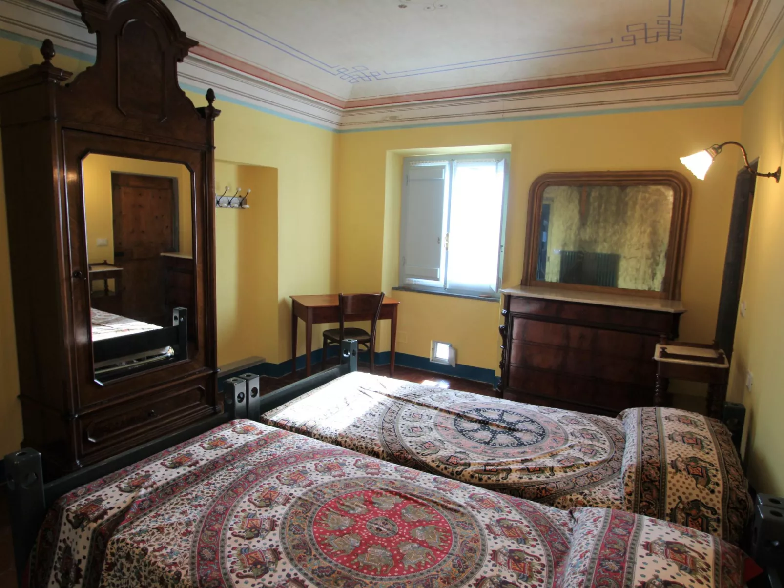 Casa del Poggio-Inside