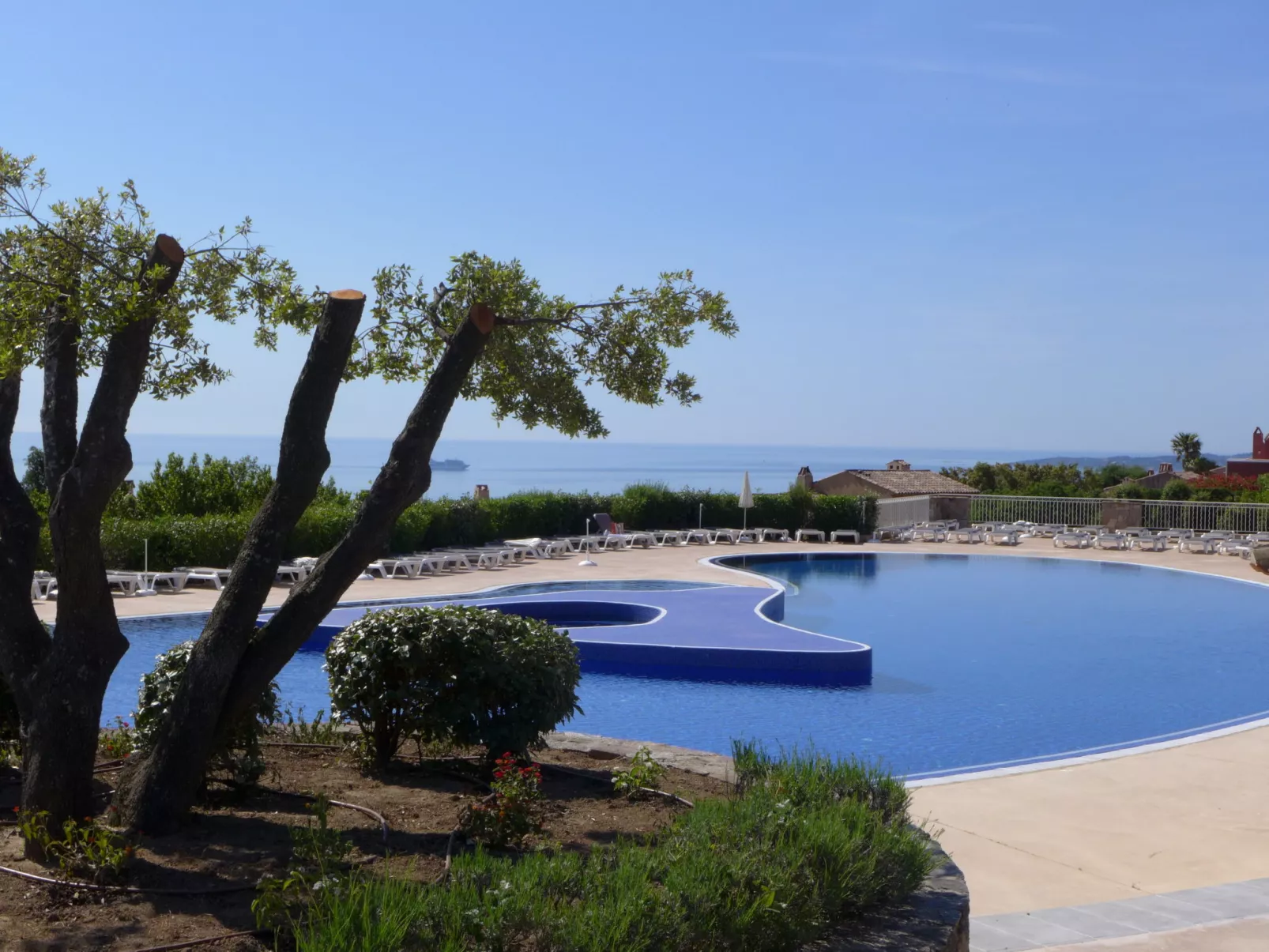 Le Hameau des Issambres-Outside