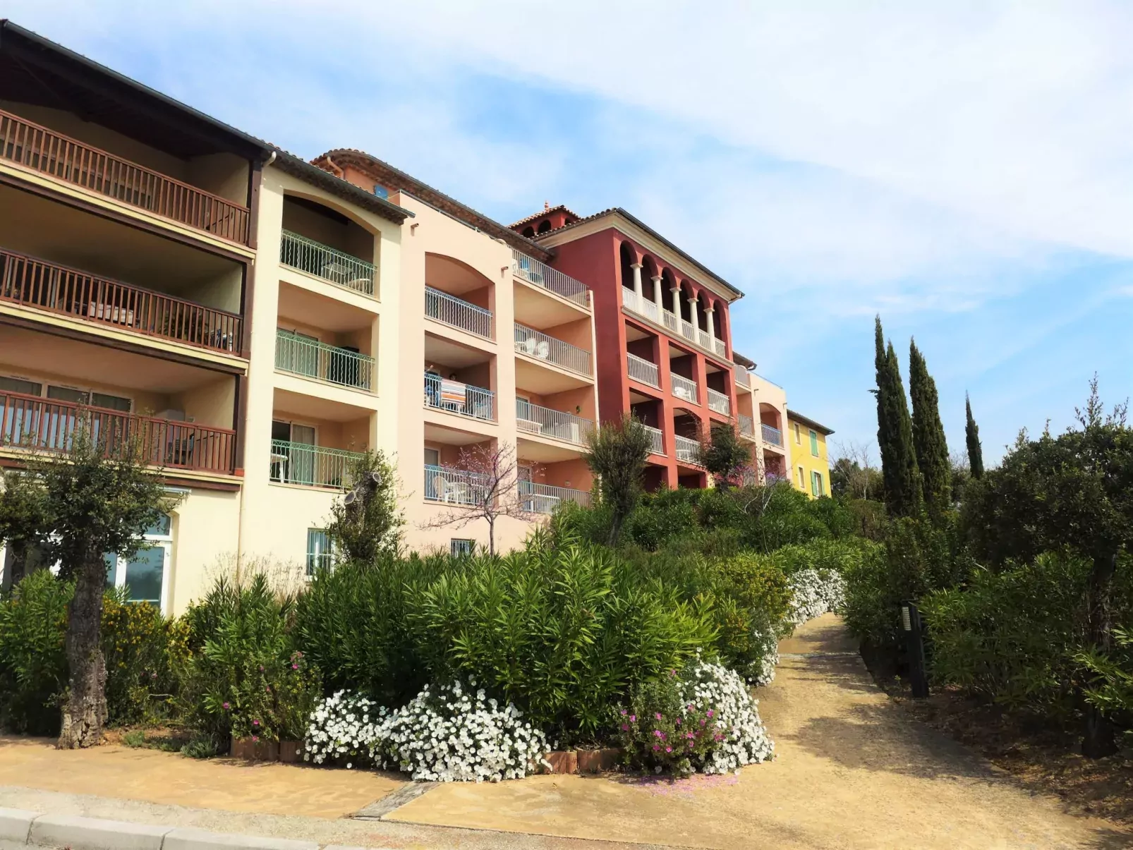 Le Hameau des Issambres-Outside
