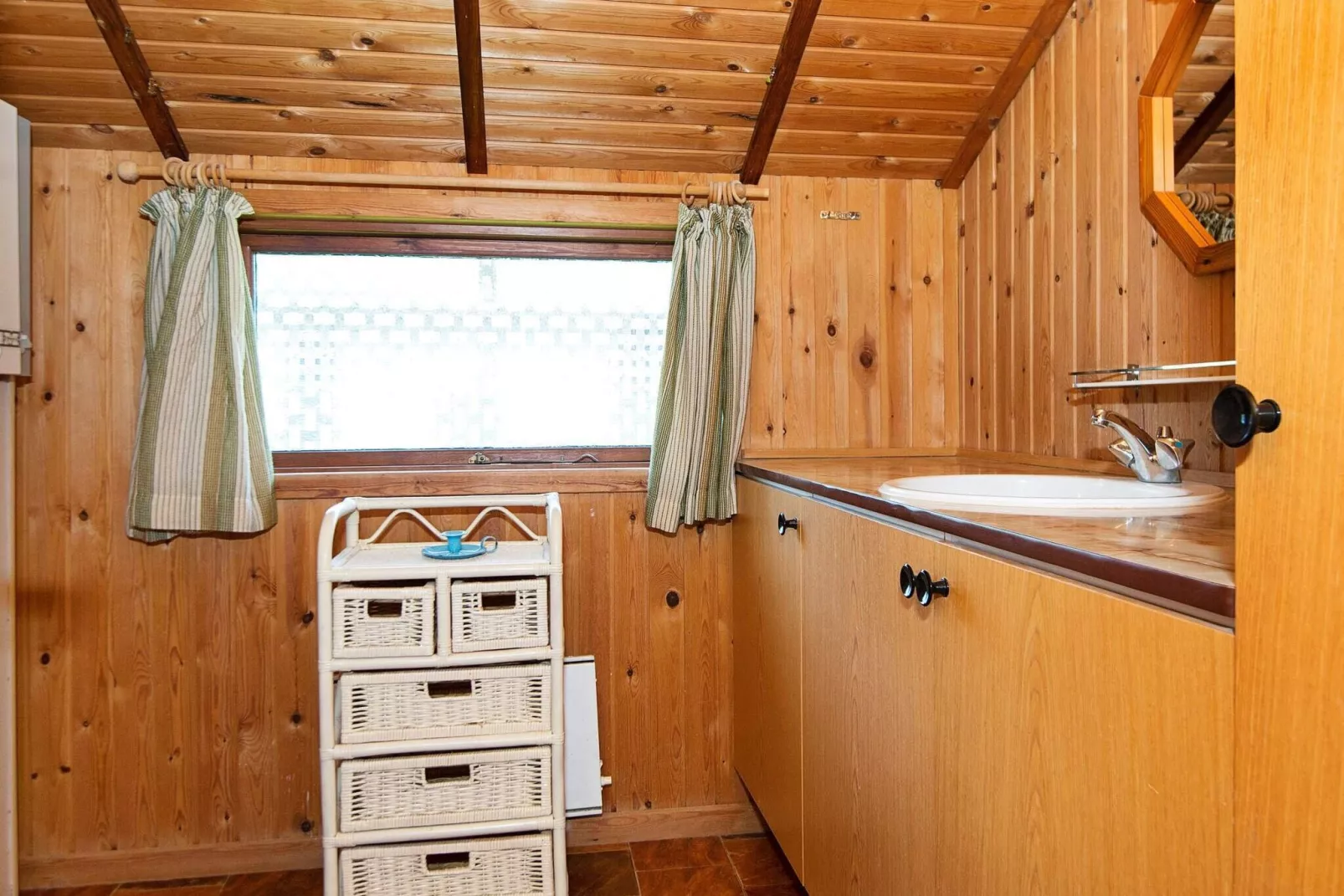 Seaside Charm in Binderup-By Traum-Indoor