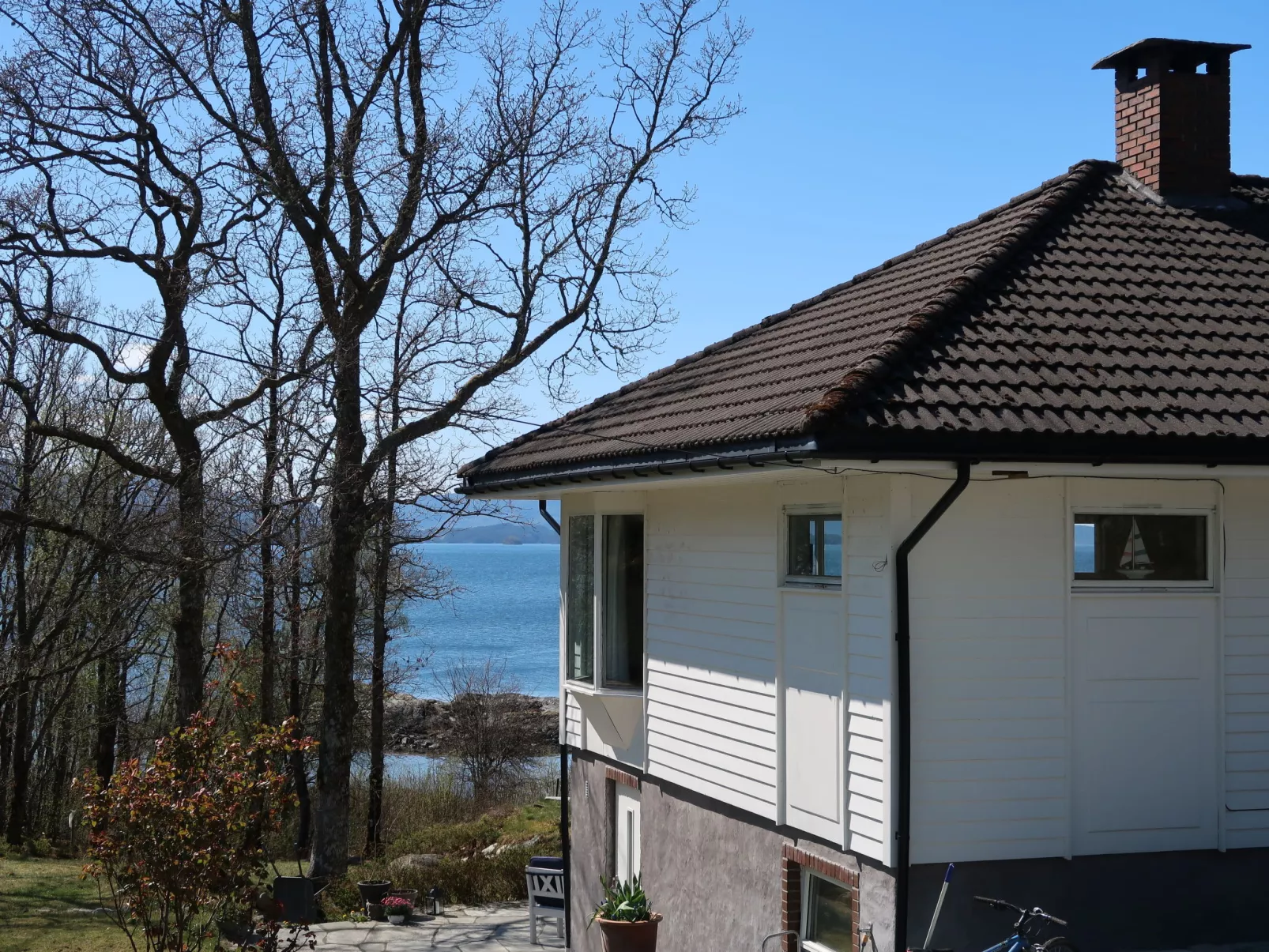 Villa Hjartnes-Outside