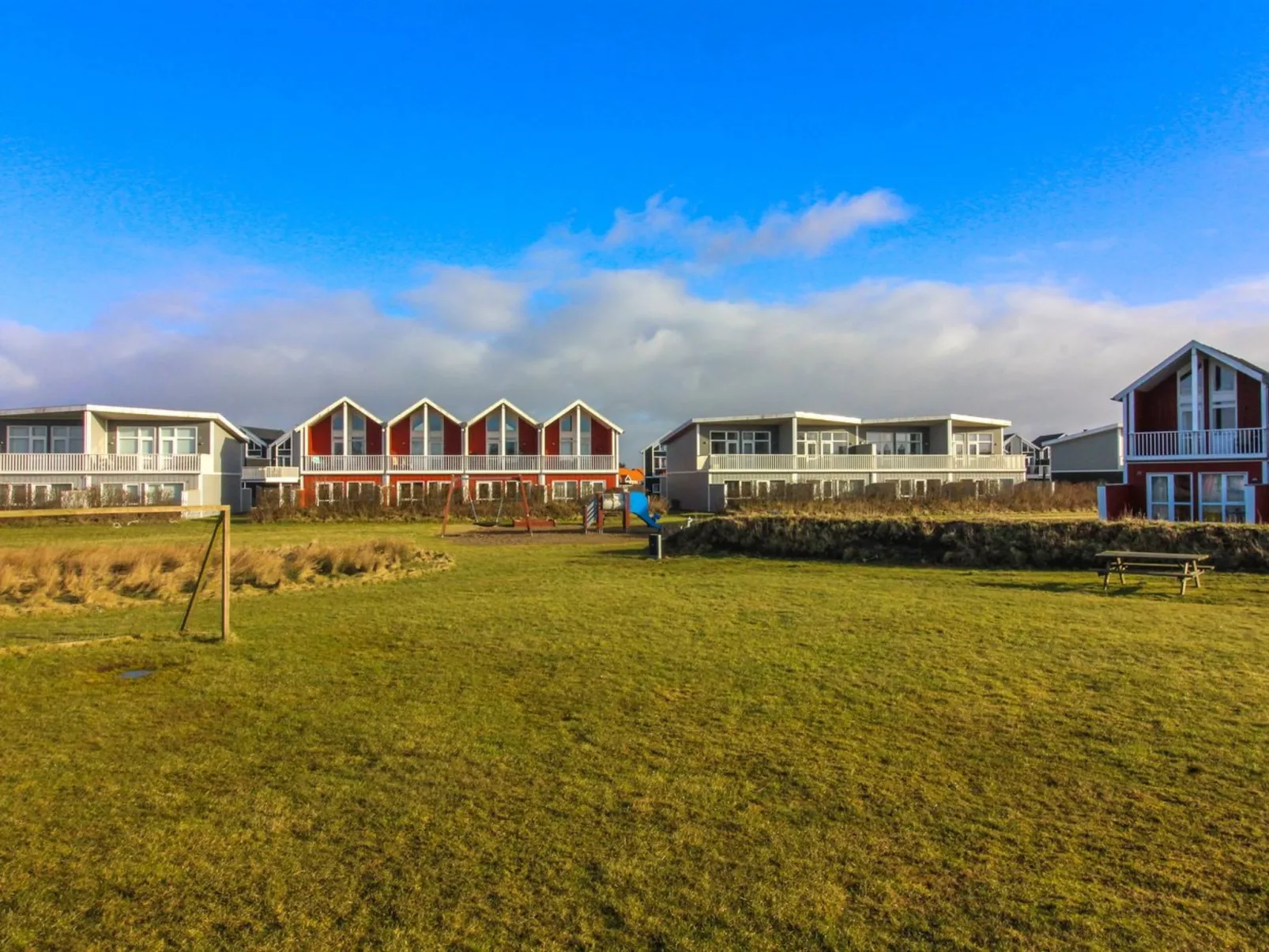 "Ine" - 800m from the sea-Inside