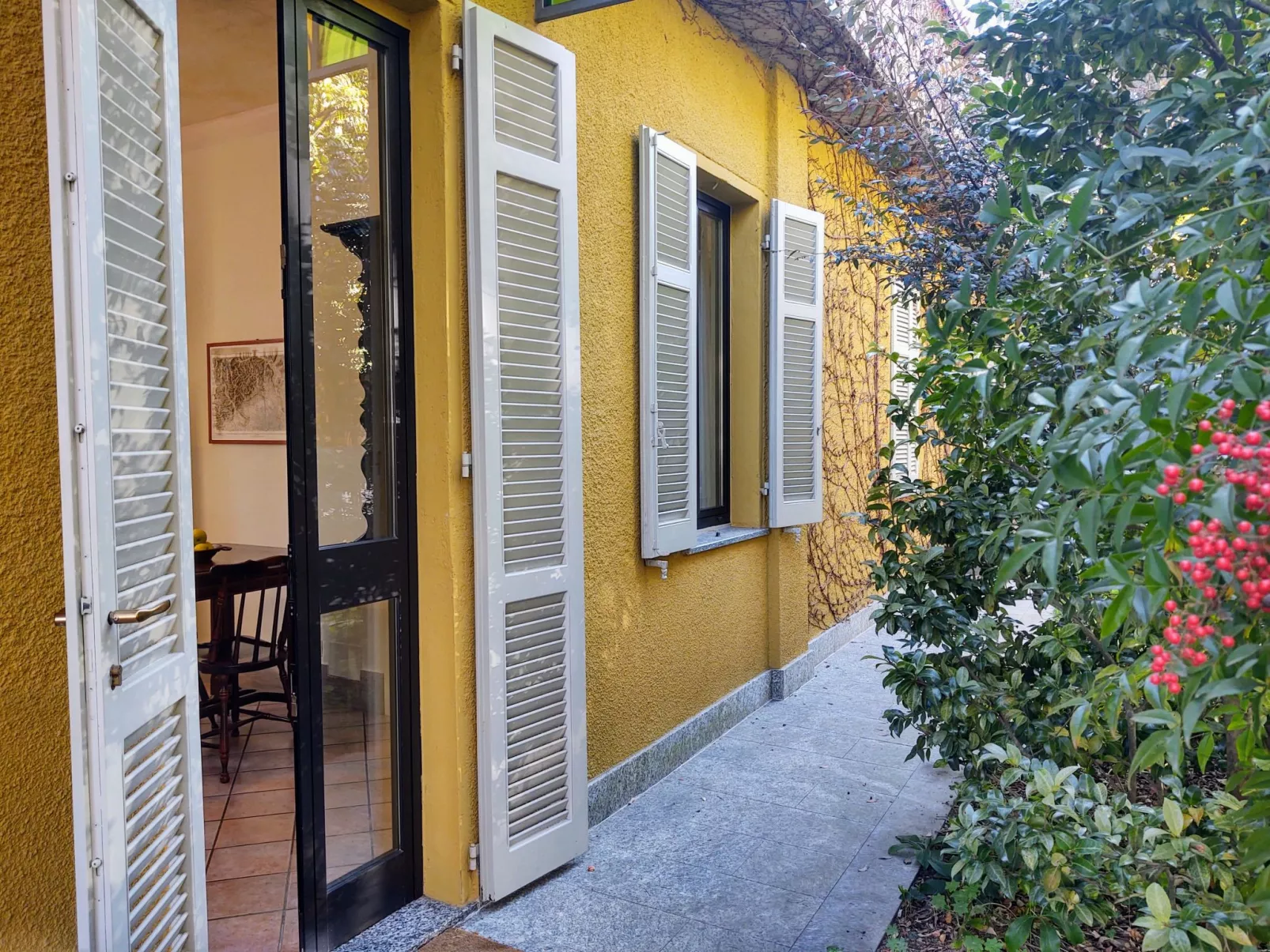 Atelier-Outside