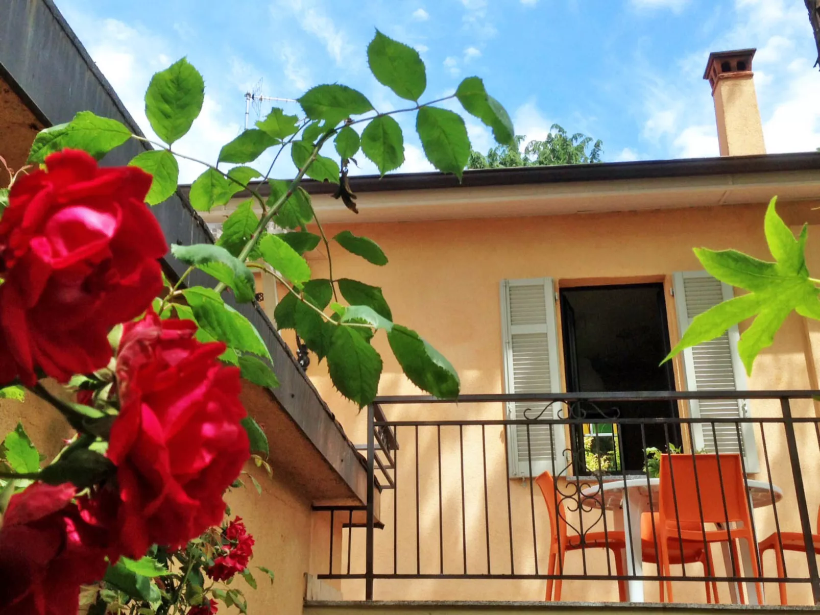 Atelier-Outside
