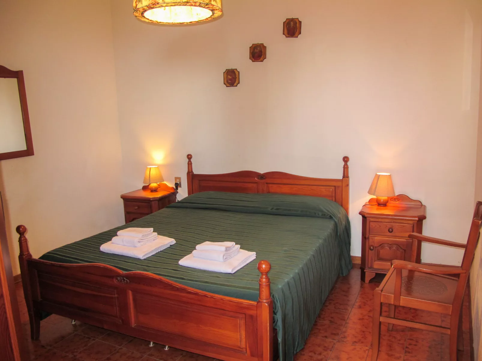 San Vivaldo, Nr. 3-Inside