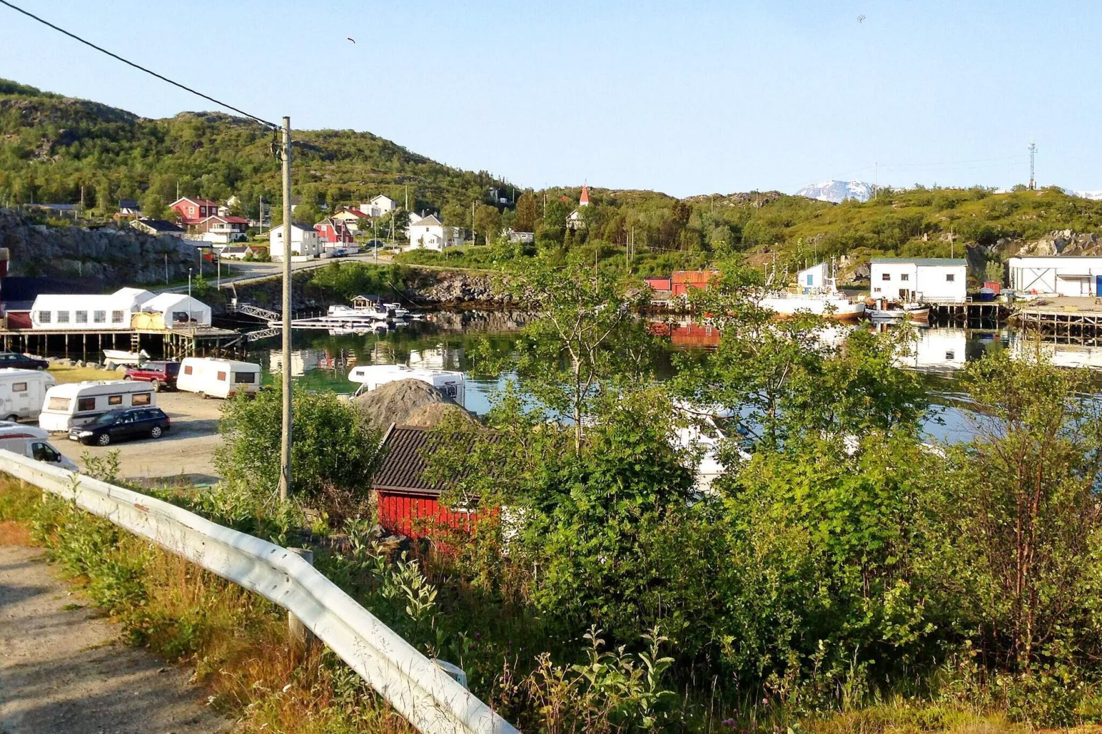 8 person holiday home in STONGLANDSEIDET