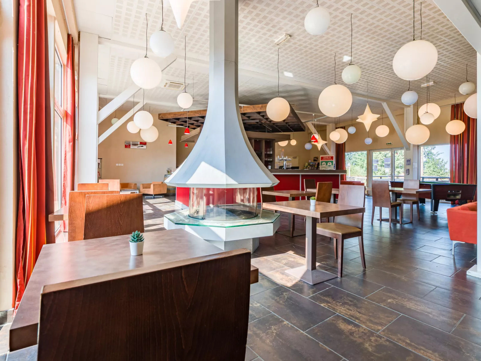Le Relais du Plessis-Inside
