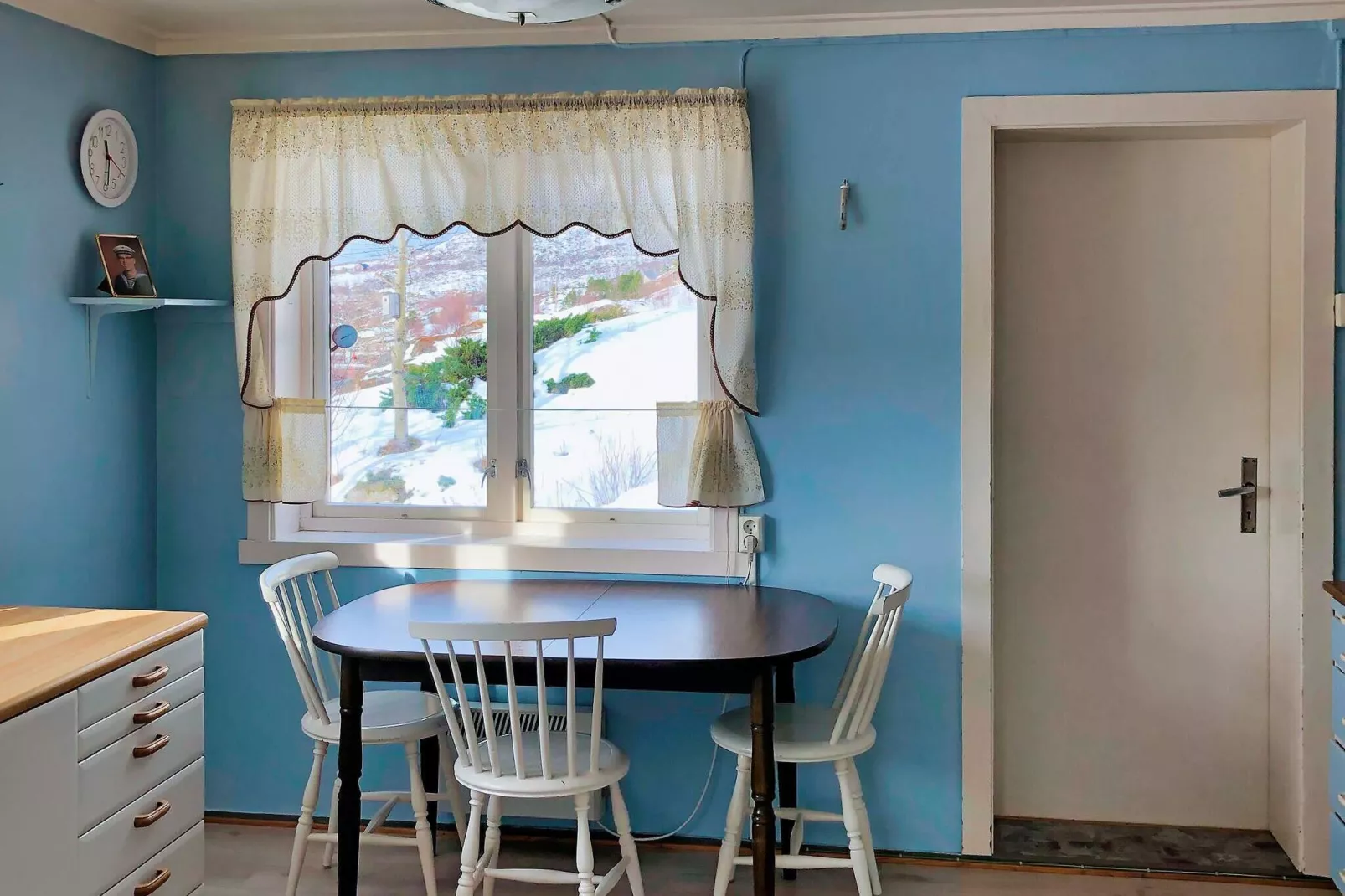 8 person holiday home in STONGLANDSEIDET-Indoor