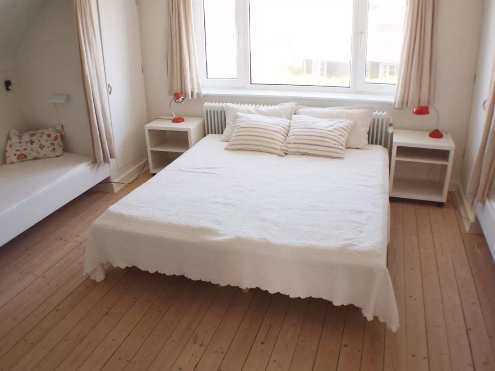 "Bruse" - 125m from the sea-Drinnen