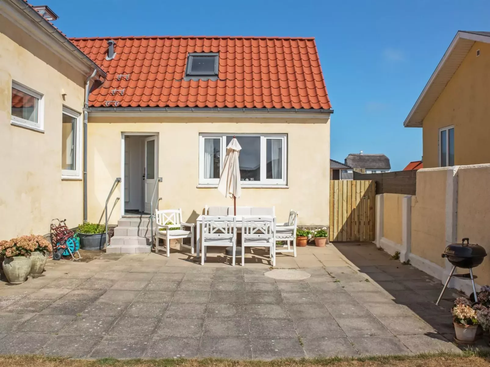 "Bruse" - 125m from the sea-Drinnen