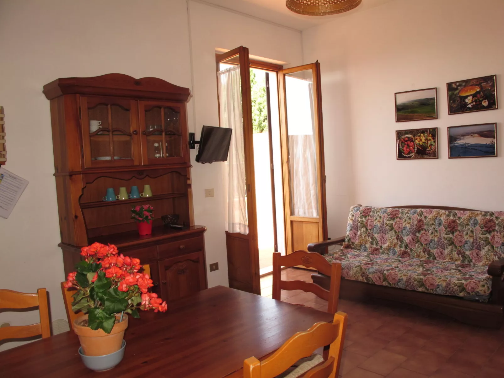 San Vivaldo, Nr. 11-Inside