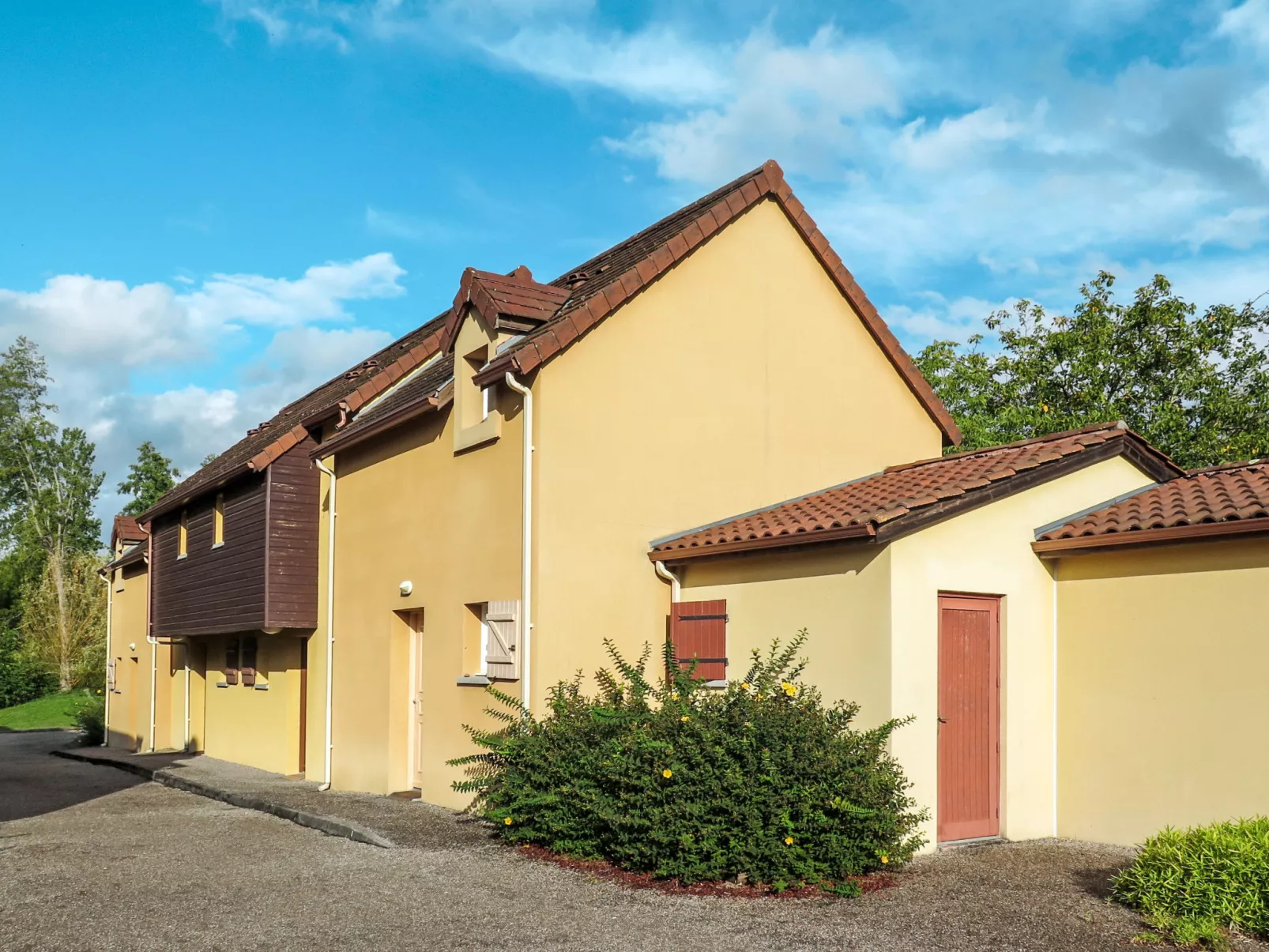 Les Bastides de Lascaux M.4X-Outside